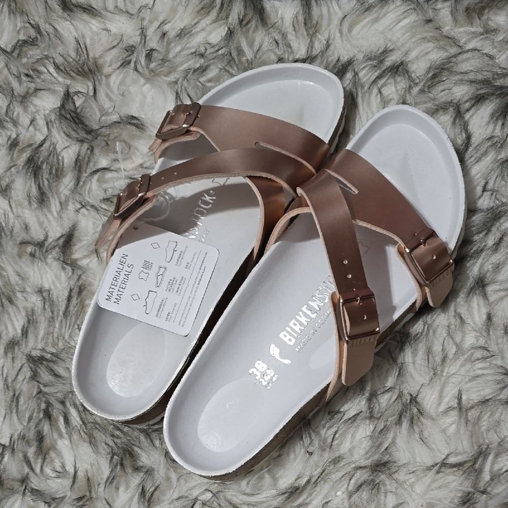 Nwt And BOX Birkenstock Women's Metallic Sandals